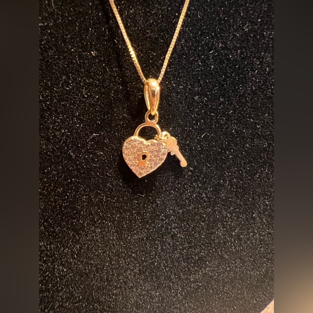 14K Solid Gold Heart Lock & Key CZ Charm Pendant & Box Link ?? Chain Necklace
